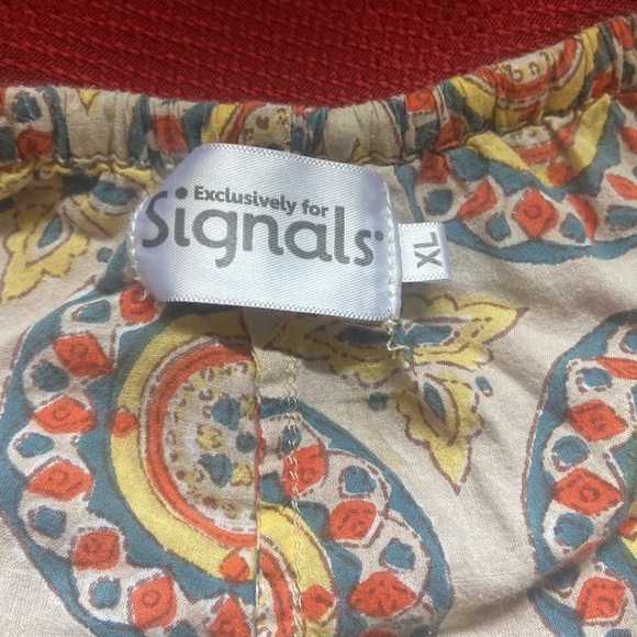 Exclusively for Signals shorts size XL - Picture 2 of 2